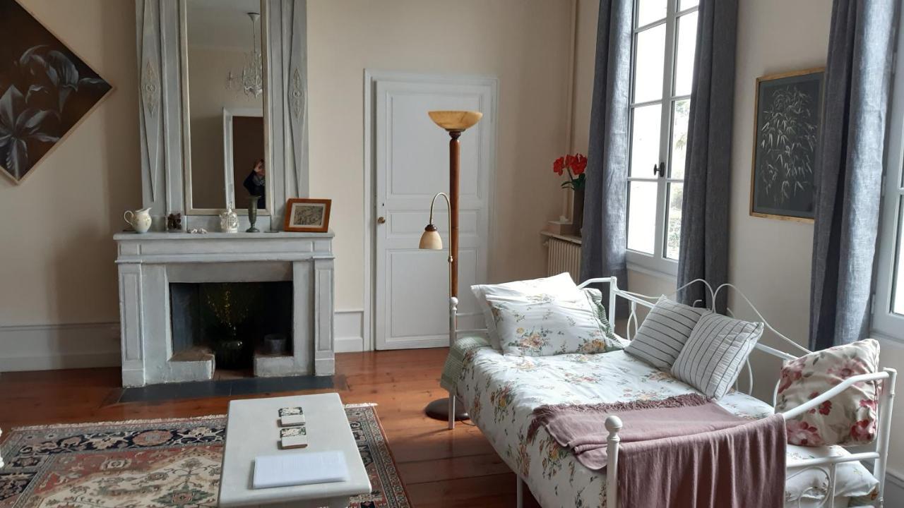 Quai Des Fleurs Bed & Breakfast Saint-Savinien Luaran gambar