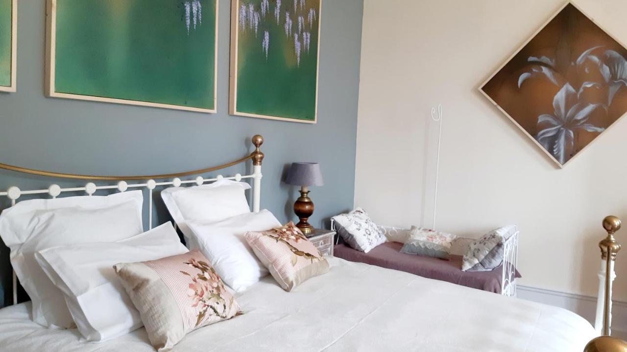 Quai Des Fleurs Bed & Breakfast Saint-Savinien Luaran gambar